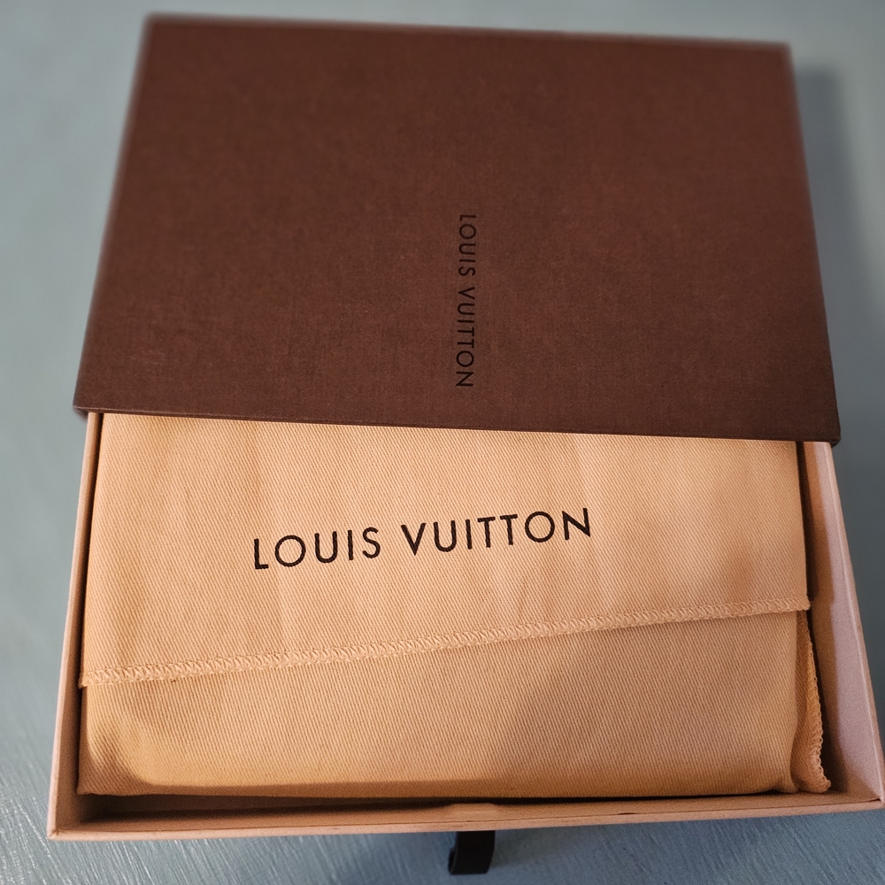 Louis Vuitton Porte Tresor Etui Papiers Monogram Wallet - Picture 2 of 15